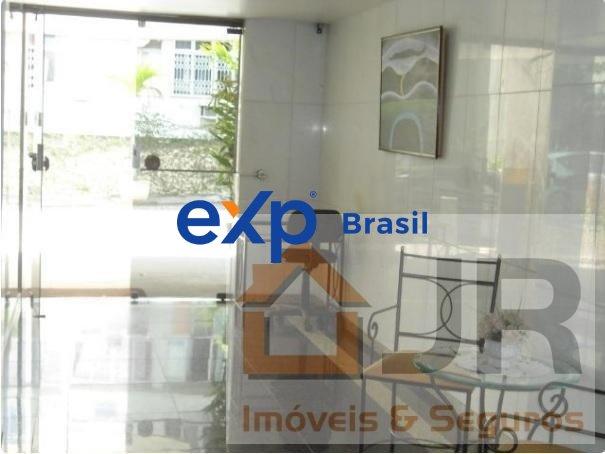 Apartamento à venda com 3 quartos, 135m² - Foto 3