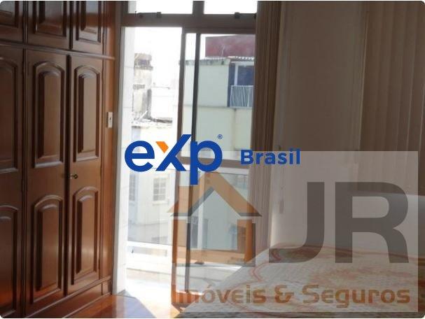 Apartamento à venda com 3 quartos, 135m² - Foto 7