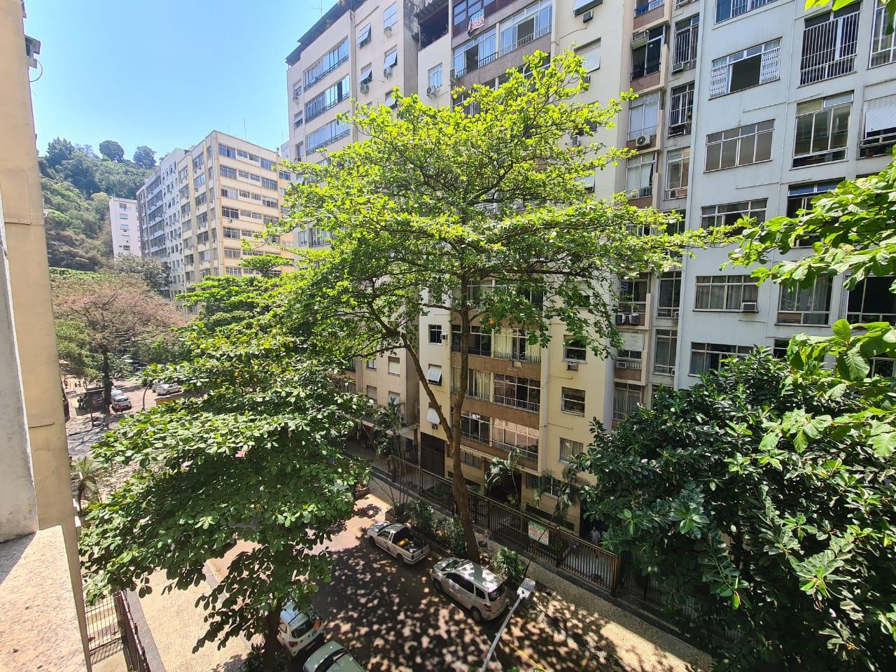 Apartamento à venda com 1 quarto, 39m² - Foto 9