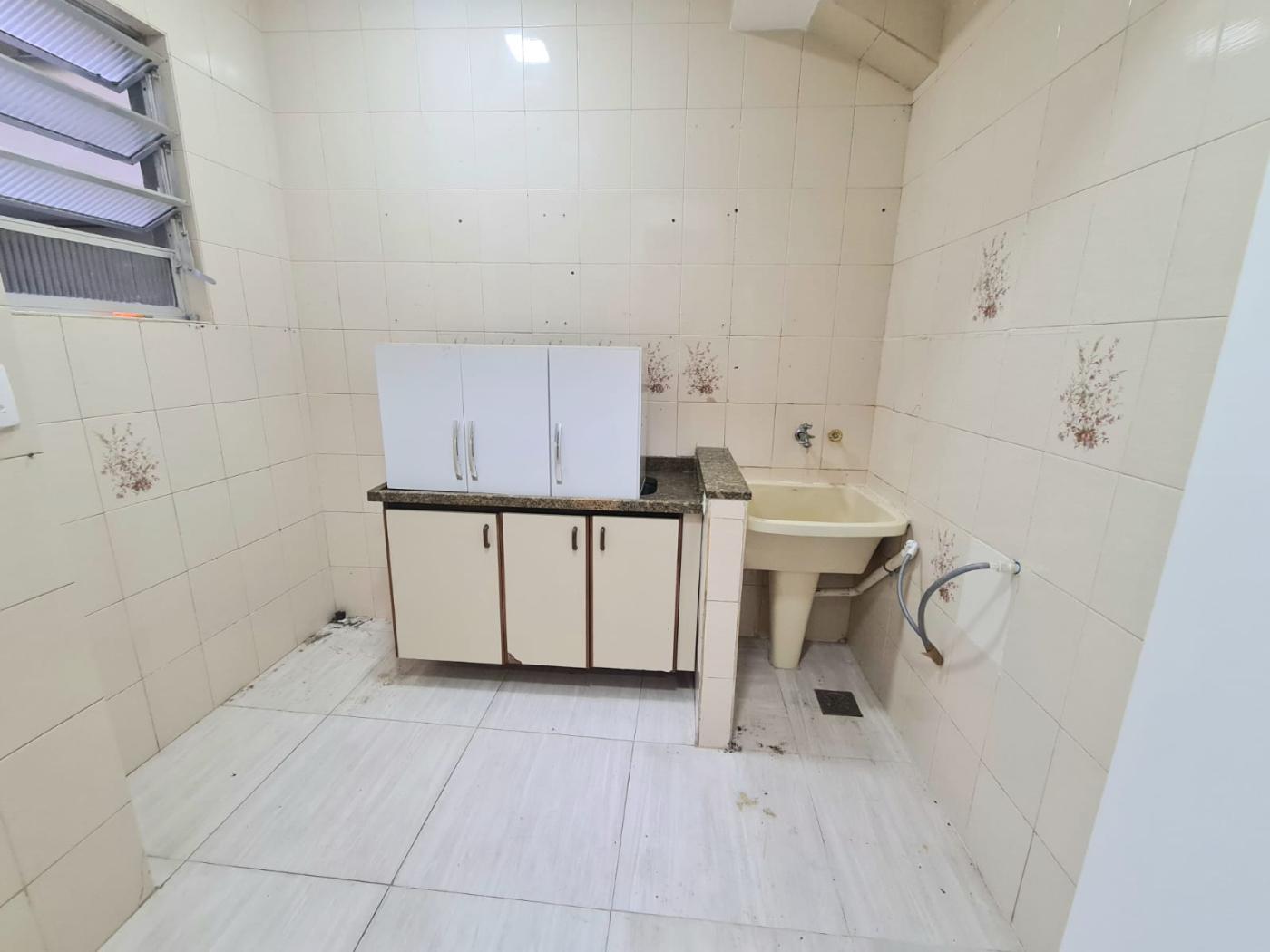 Apartamento à venda com 2 quartos, 70m² - Foto 14