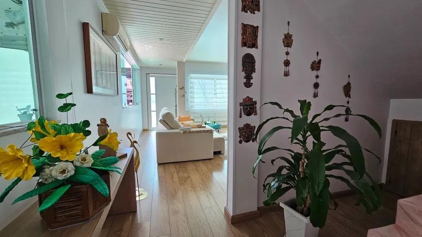 Casa de Condomínio à venda com 4 quartos, 214m² - Foto 18