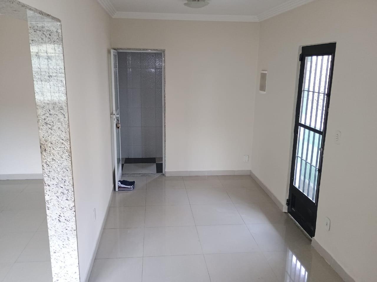 Casa à venda com 3 quartos, 240m² - Foto 6