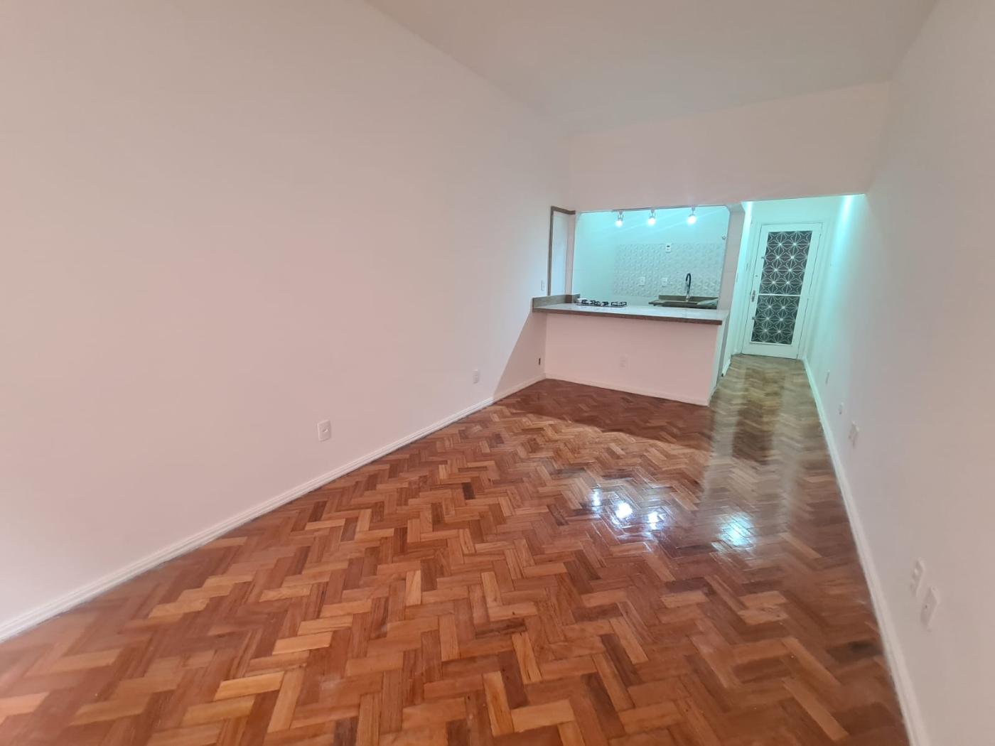 Apartamento à venda com 1 quarto, 31m² - Foto 9