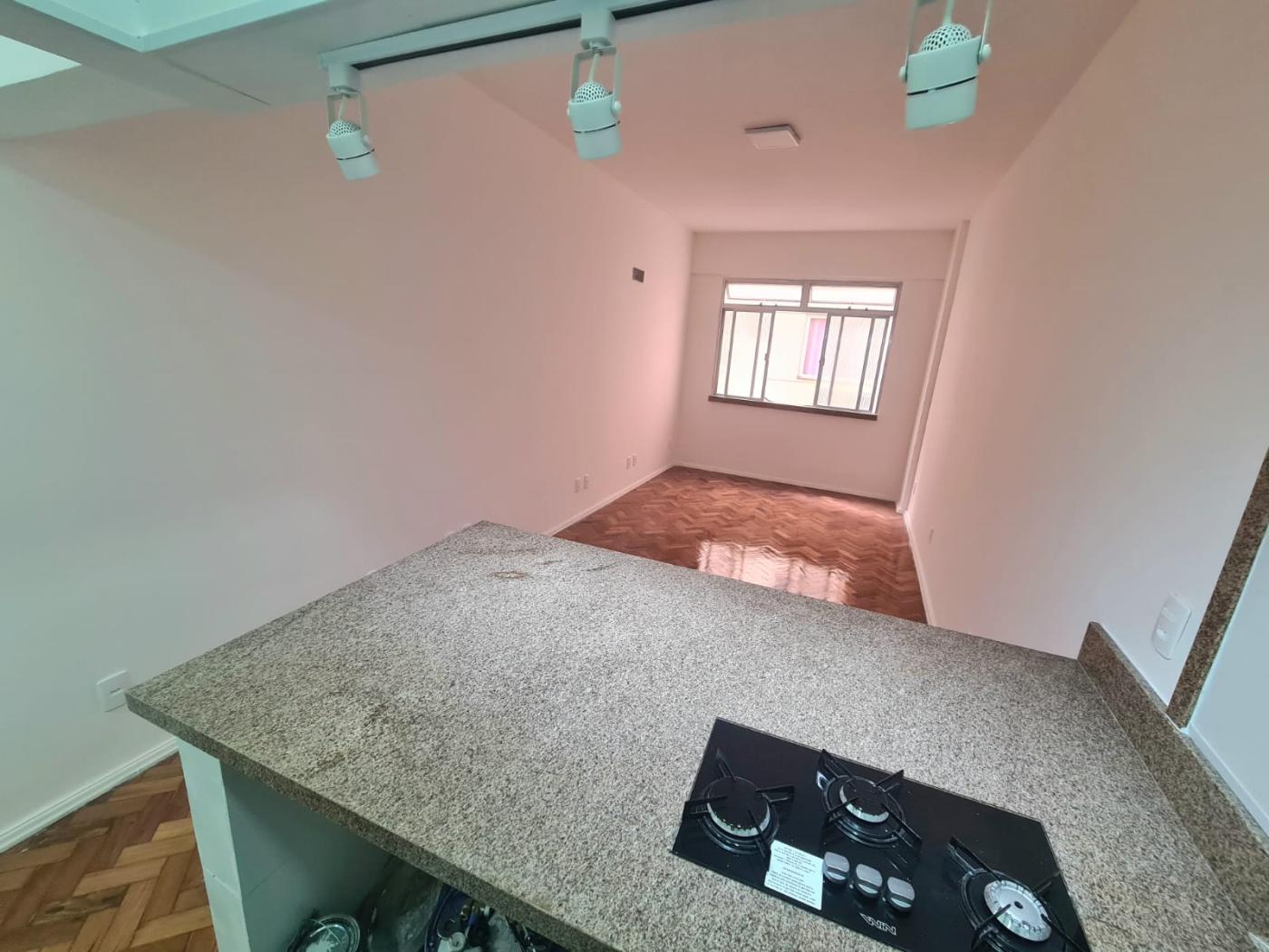 Apartamento à venda com 1 quarto, 31m² - Foto 12