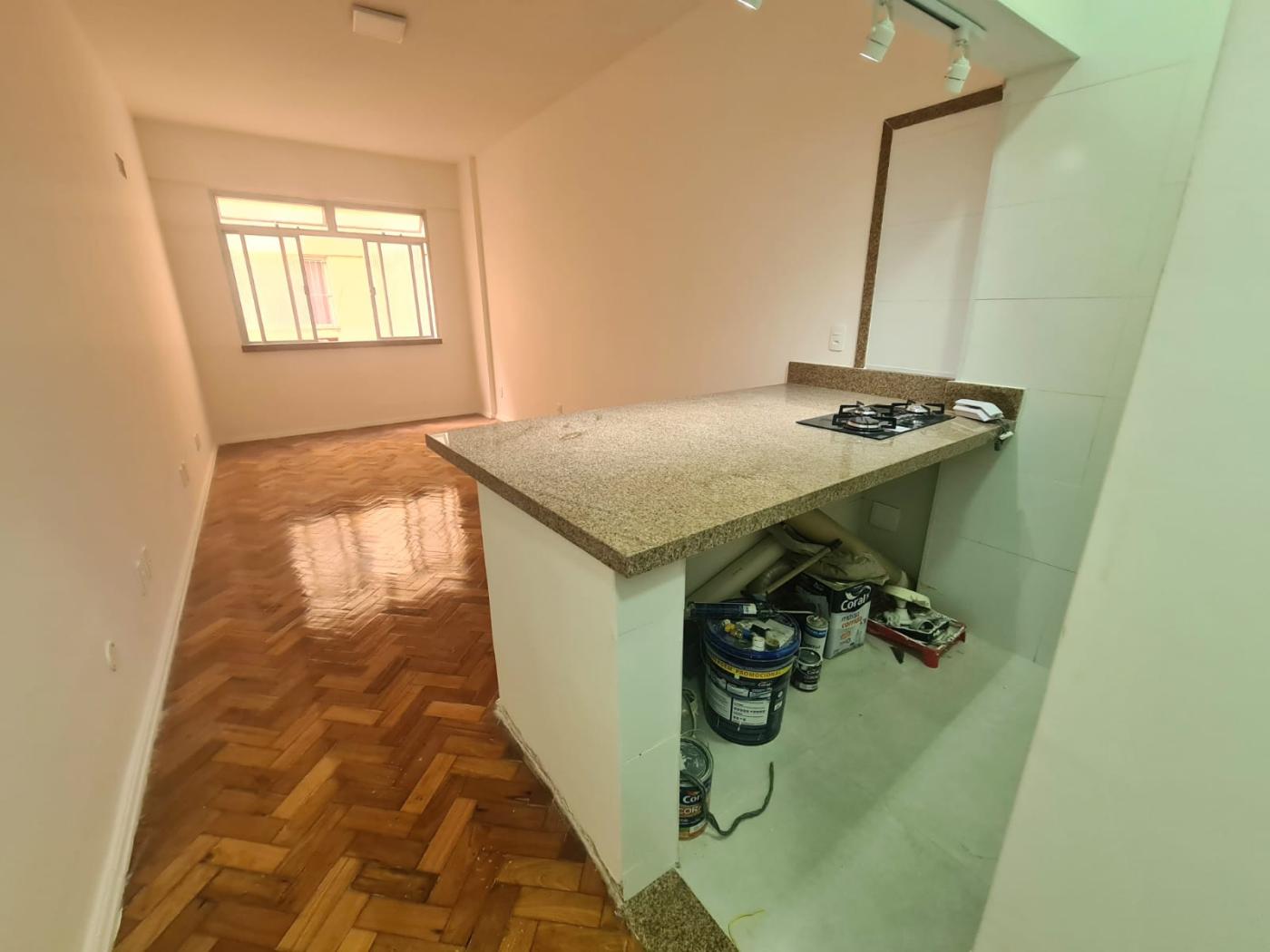 Apartamento à venda com 1 quarto, 31m² - Foto 25