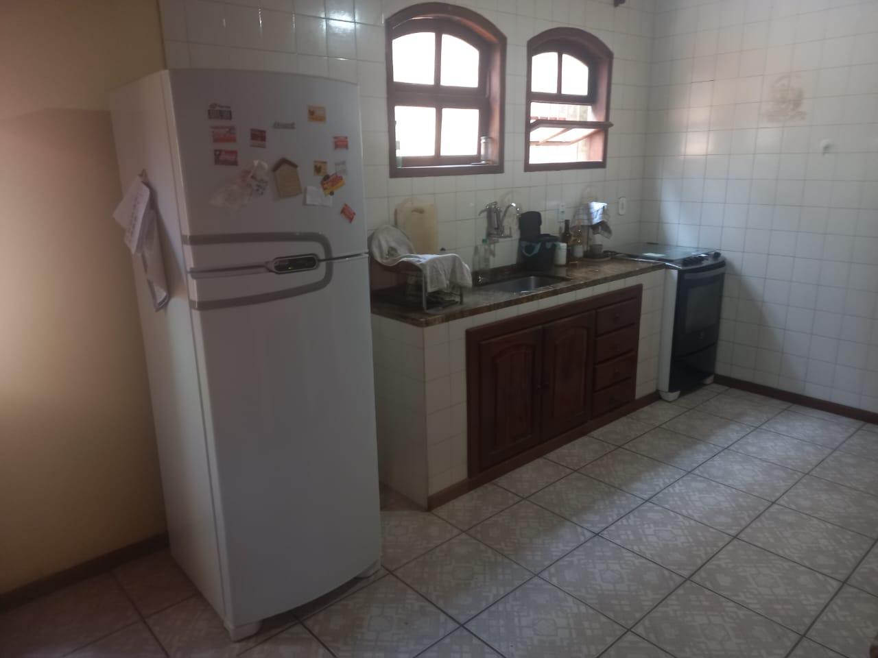 Casa à venda com 3 quartos, 180m² - Foto 11