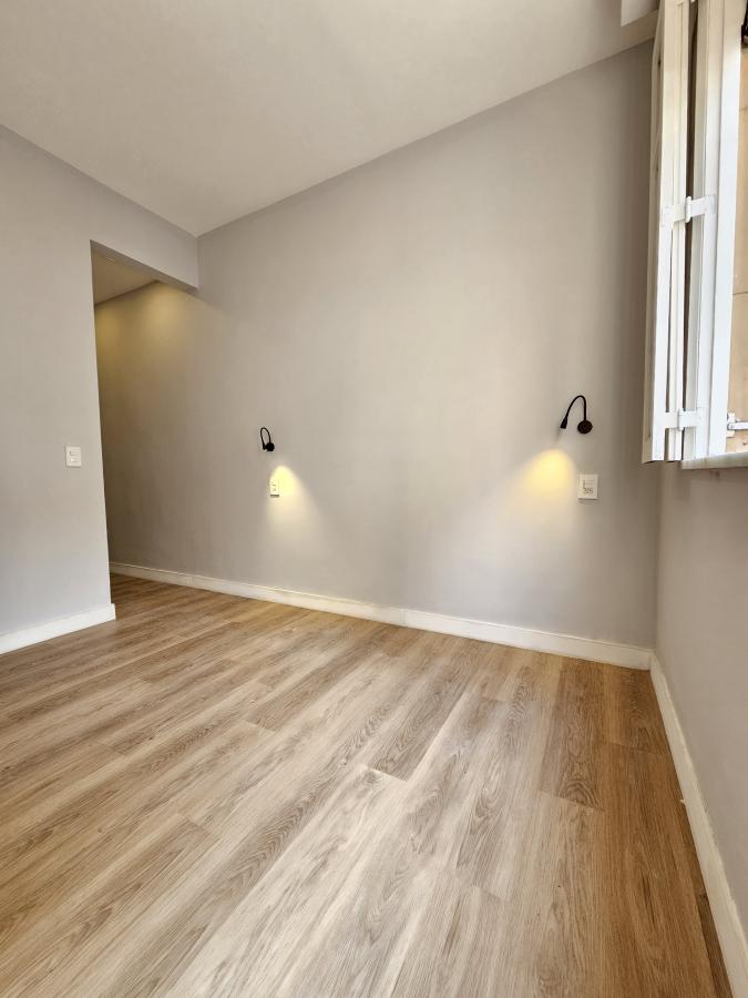 Apartamento à venda com 3 quartos, 75m² - Foto 7