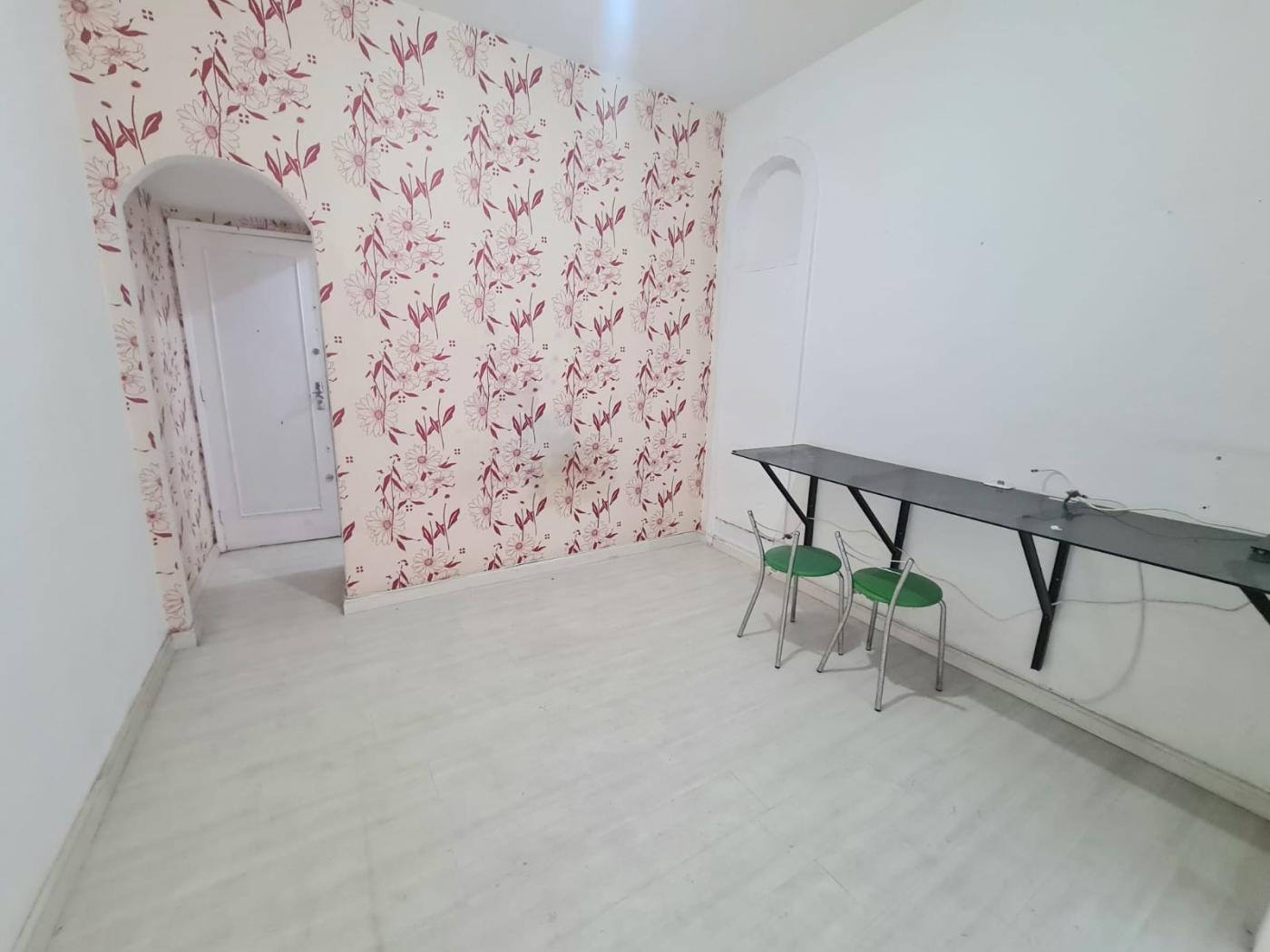 Apartamento à venda com 1 quarto, 50m² - Foto 2