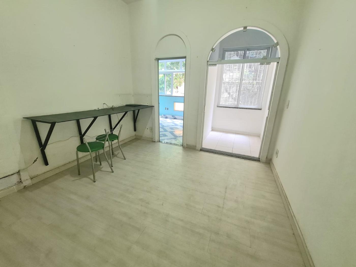 Apartamento à venda com 1 quarto, 50m² - Foto 7