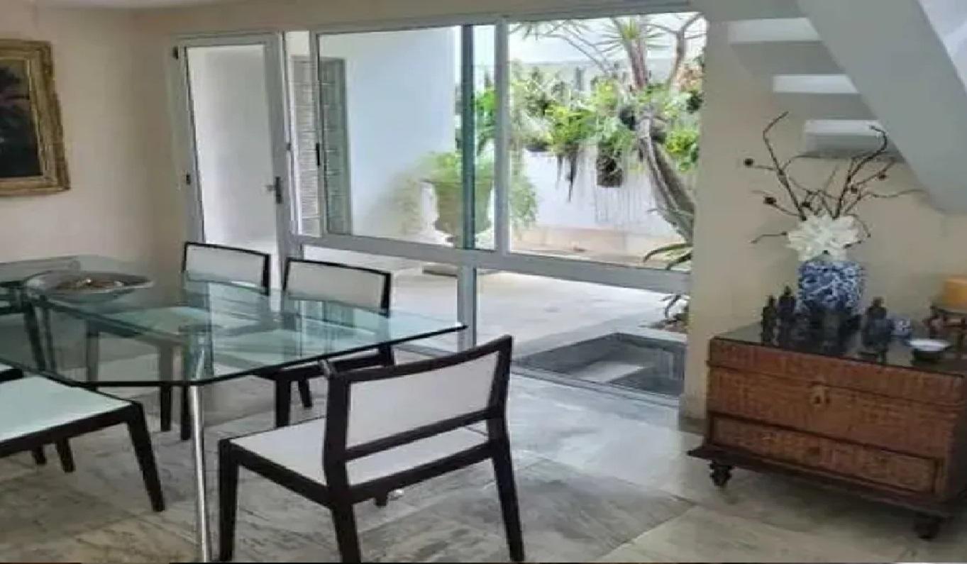 Casa à venda com 4 quartos, 600m² - Foto 12